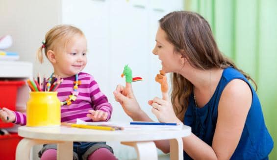 Qué tener en cuenta para elegir una cuidadora de niños