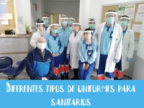 Diferentes tipos de uniformes para sanitarios