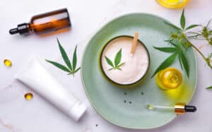 cosméticos con CBD